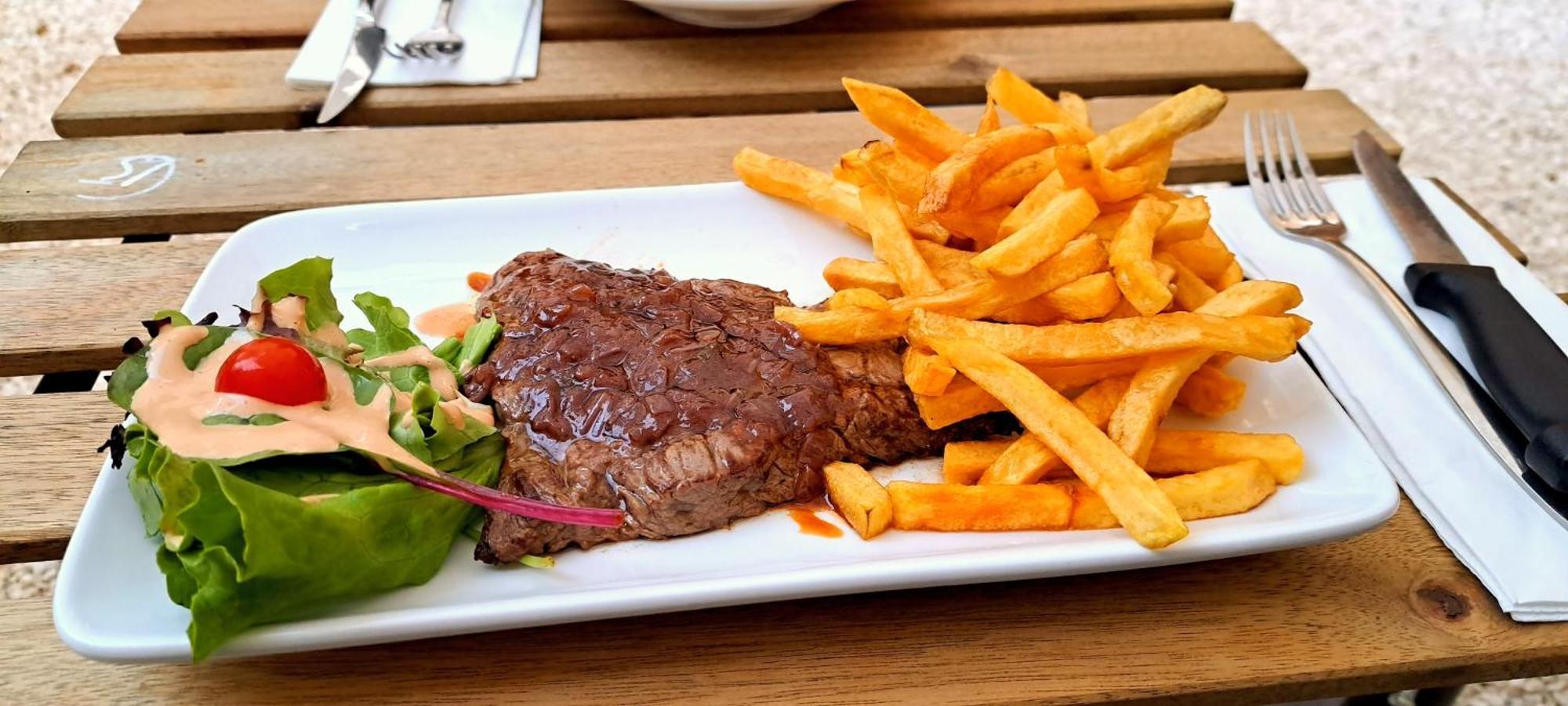 Mazet En Provence Pour 4, Piscine Chauffee Privee, Jardin Clos Prive, Barbecue, Chiens Admis Sainte-Jalle Екстериор снимка
